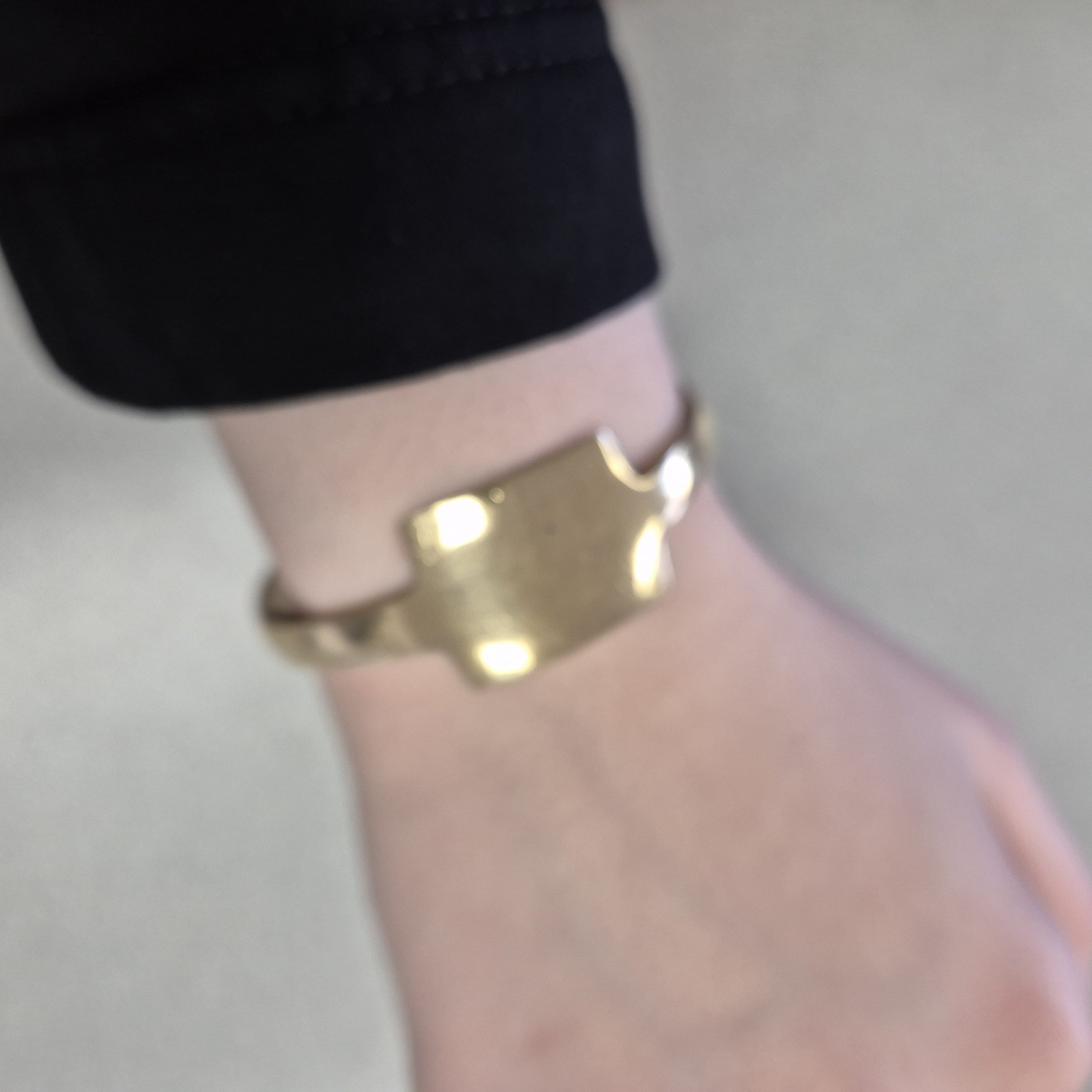 Manchette en laiton-Bracelet à superposition-Bracelet de manchette-Bracelet en laiton-Manchette en laiton massif-Manchette en or-Cadeaux pour elle-manchette--Bijoux africains