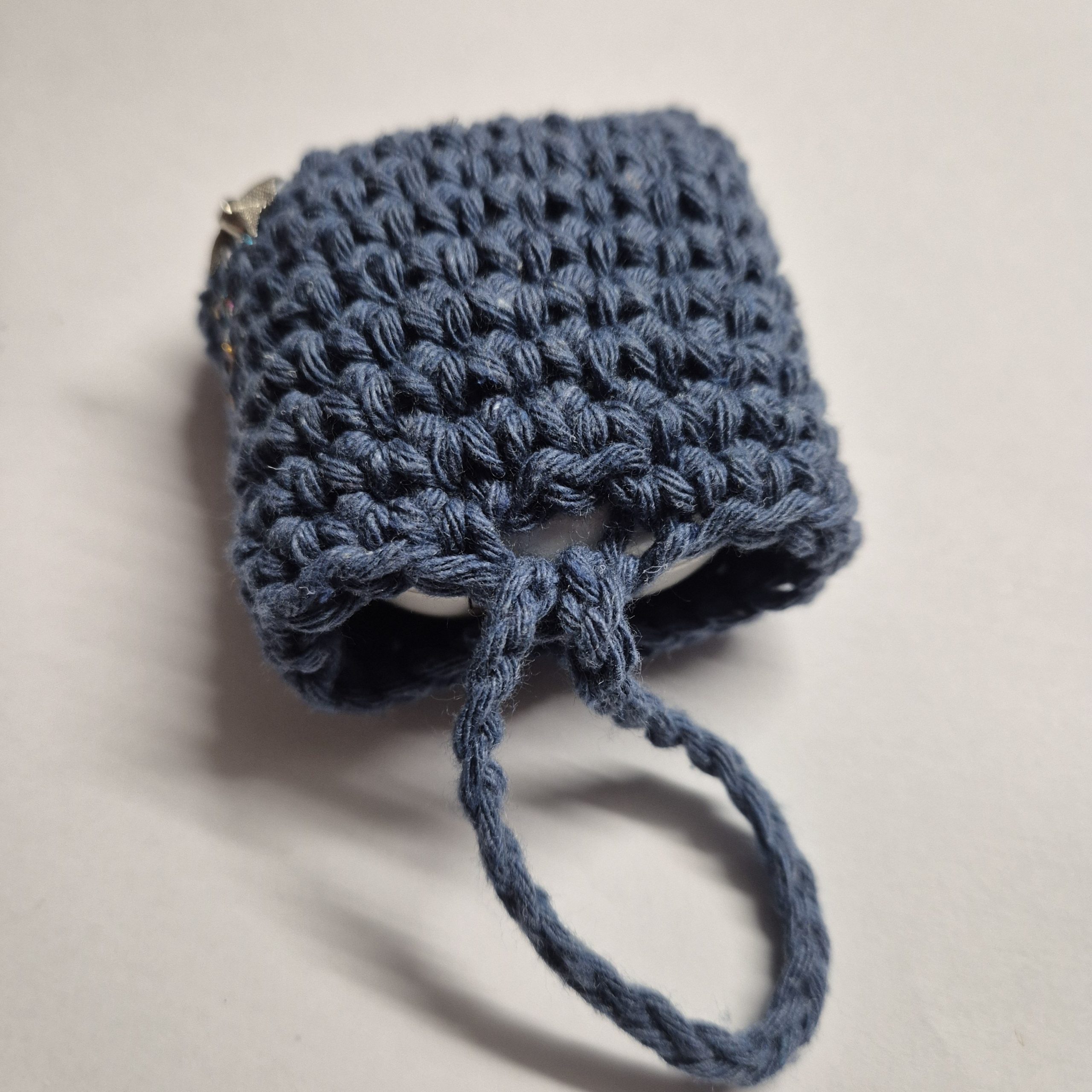 Étui pour écouteurs en coton crocheté – Accessoire éthique et fait main – Image 4